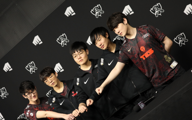 成就一位頂 成就一位頂