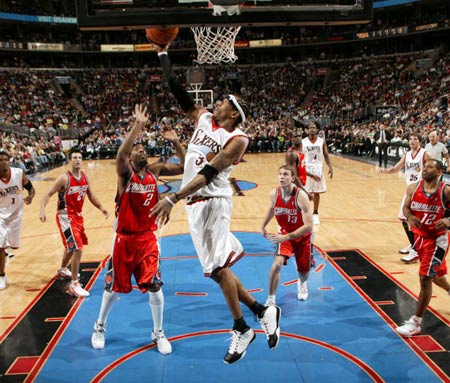 湖人队通过 湖人队通过